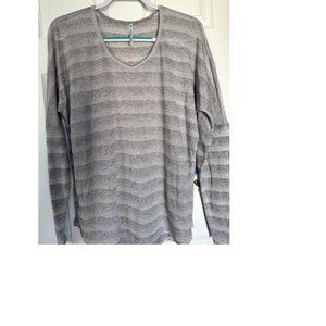 Kuhl Sylvia Pullover V Neck Gray Sweater